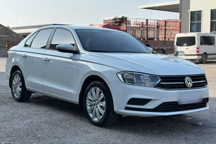 大众 2019款 改款 宝来·传奇 1.5L 自动时尚型 国VI车身外观6004