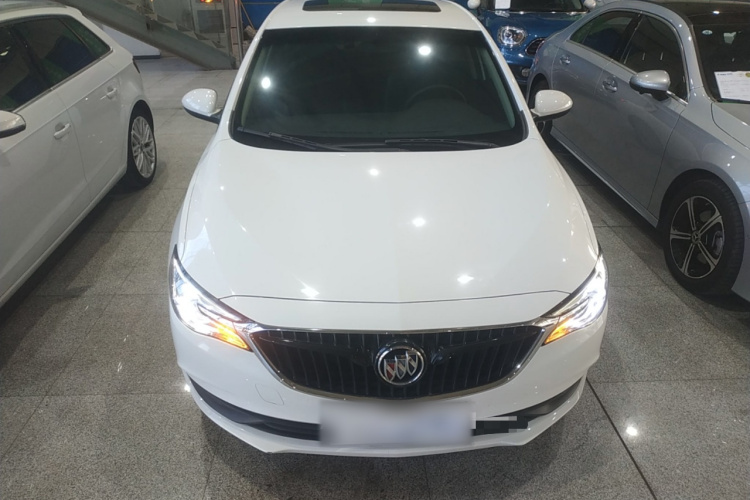 别克 英朗 2021款 1.3T 自动轻混动精英型车身外观2