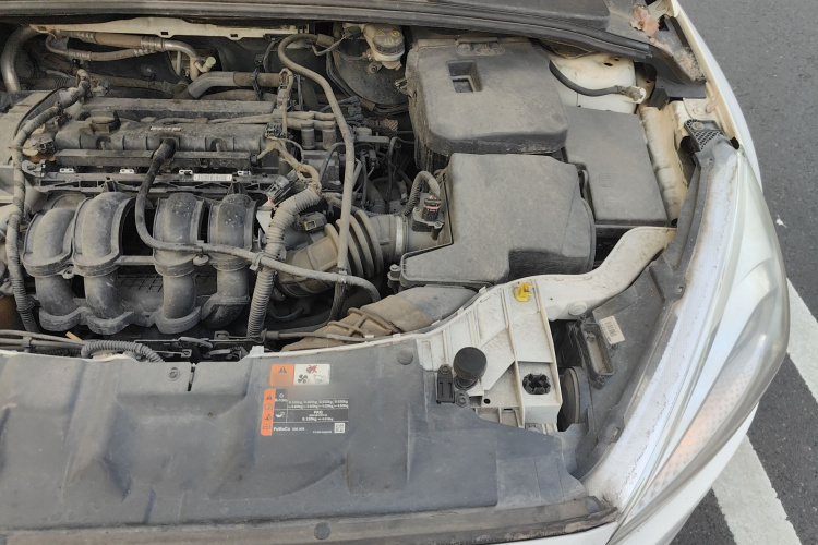 福特 福克斯 2017款 两厢 1.6L 自动风尚型智行版局部细节9007