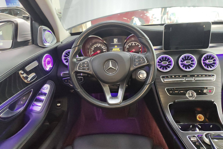 奔驰C级 2018款 C 200 L 运动版中控内饰13
