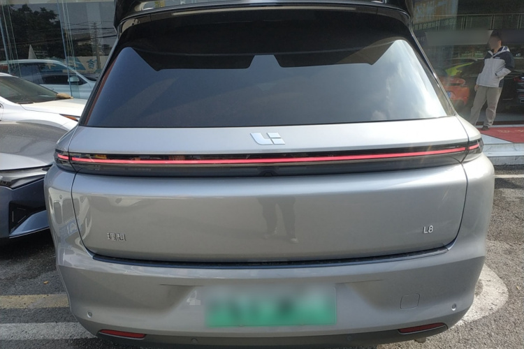 理想汽车 理想L8 2023款 Pro车身外观6