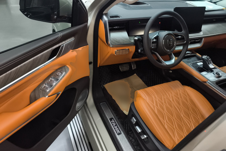 坦克500 2022款 3.0T 商务版 登峰型 7座中控内饰20