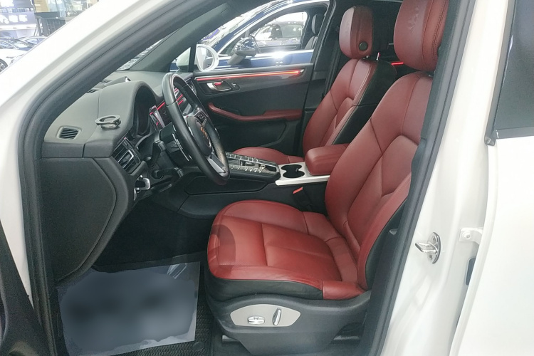 保时捷 2021款 Macan 2.0T中控内饰19