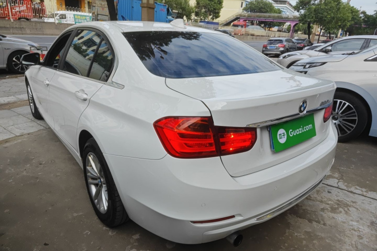 宝马3系 2015款 320Li 超悦版时尚型车身外观4