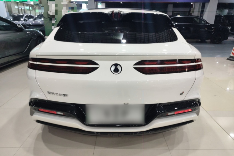 腾势Z9GT 2024款 1100四驱Ultra版车身外观6