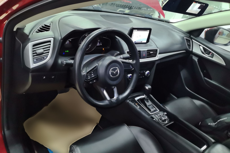 马自达3 昂克赛拉 2017款 三厢 1.5L 自动豪华型 国VI中控内饰12