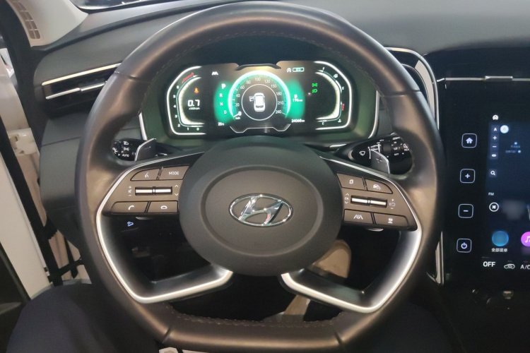 现代 2023款 途胜L 1.5T 自动两驱DLX豪华版局部细节13