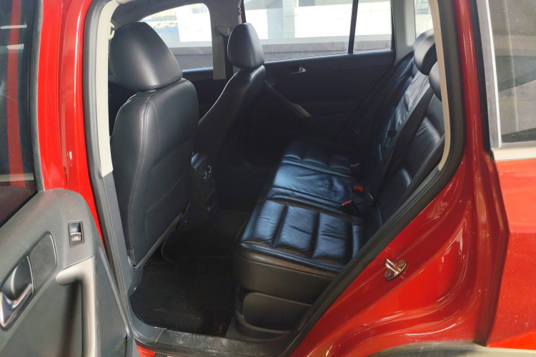 大众 途观 2012款 1.8TSI 自动四驱菁英版中控内饰7004