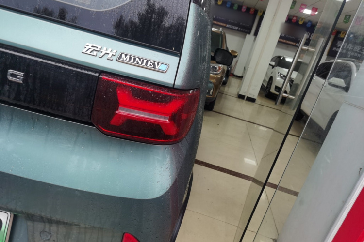 五菱汽车 宏光MINIEV 2022款 GAMEBOY 200km 玩咖款 磷酸铁锂车身外观6006