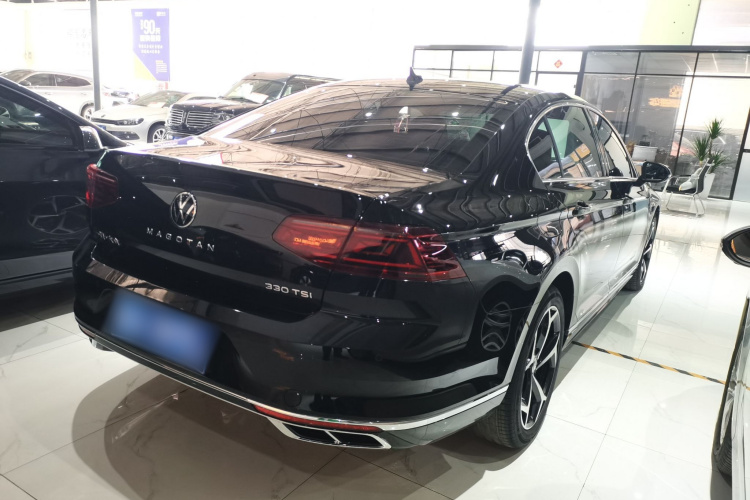 大众 迈腾 2023款 200万辆纪念版 330TSI DSG领先型车身外观7