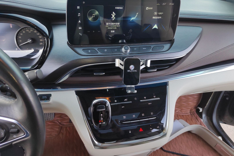 别克GL8 2021款 陆上公务舱 652T 尊贵型局部细节16