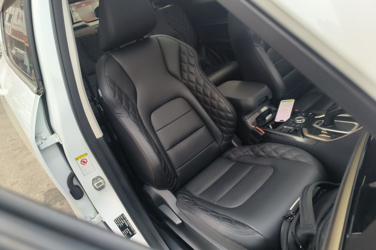 哈弗H6 2020款 2.0GDIT 自动铂金豪华版局部细节41