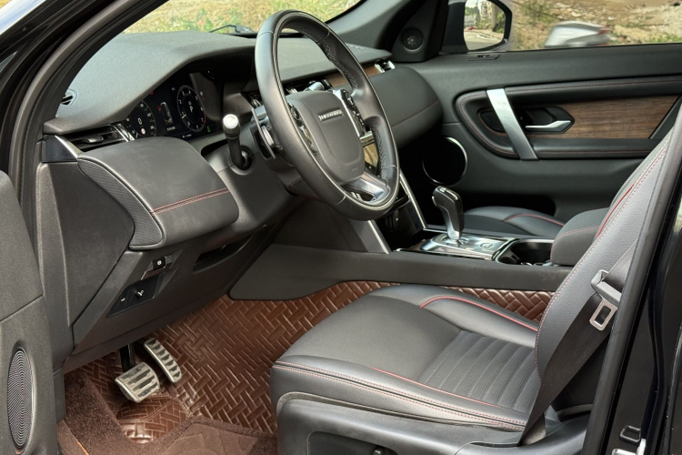 路虎 发现运动版 2020款 249PS R-Dynamic 性能版中控内饰7002