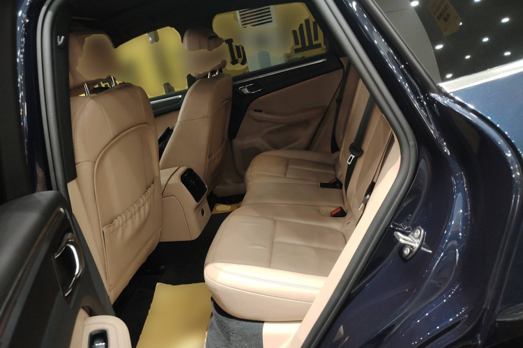 保时捷 2023款 Macan 2.0T中控内饰21