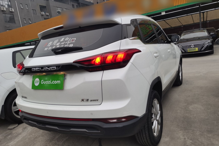 北京汽车 北京X3 2021款 1.5T CVT荣耀版车身外观6005