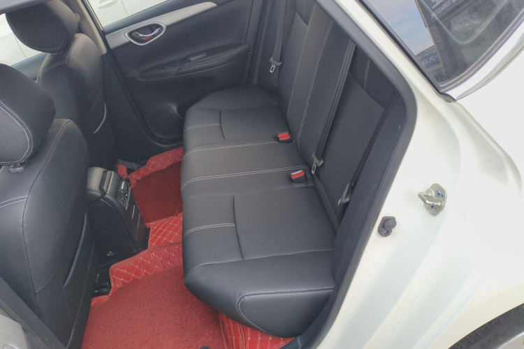 日产 轩逸 2024款 经典 1.6XE CVT舒适版中控内饰21