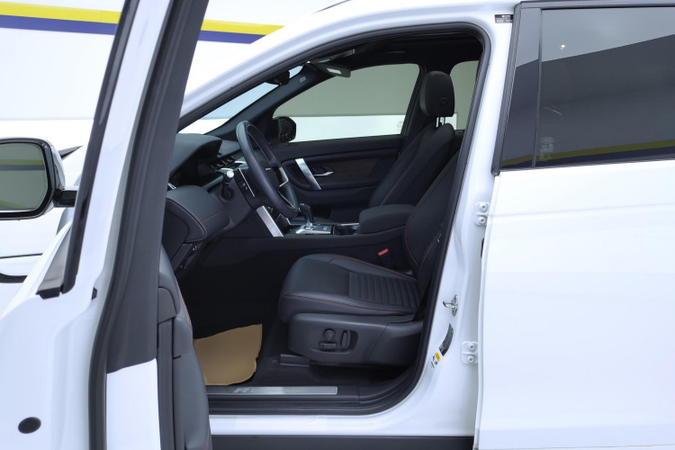 路虎 发现运动版 2022款 249PS R-Dynamic S 性能版 5座中控内饰19