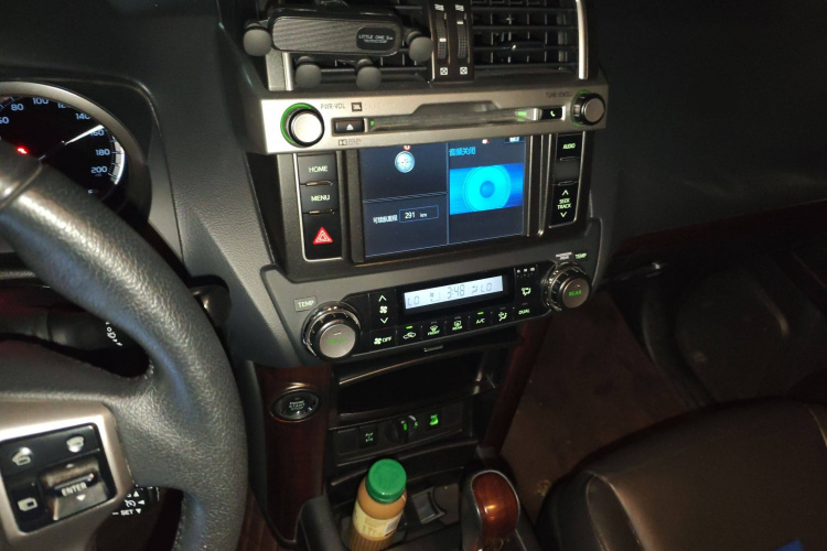 丰田 普拉多 2016款 3.5L 自动TX-L NAVI局部细节16