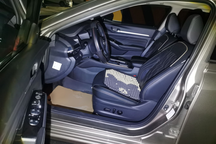 日产 天籁 2022款 2.0L XL-Upr 优享版中控内饰20