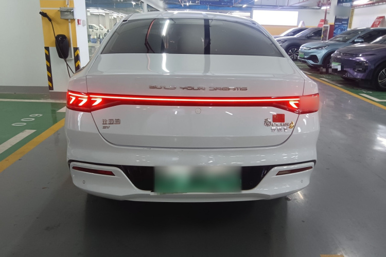 比亚迪 秦PLUS 2021款 EV 420KM 出行版车身外观6