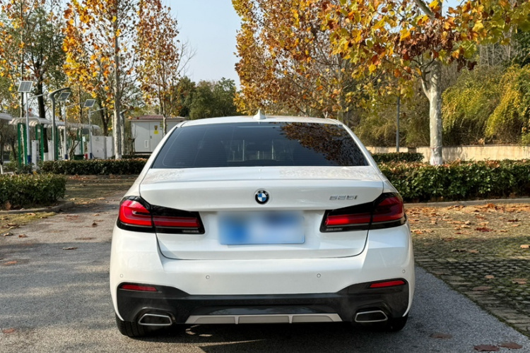 宝马5系 2021款 改款 525Li M运动套装车身外观6005