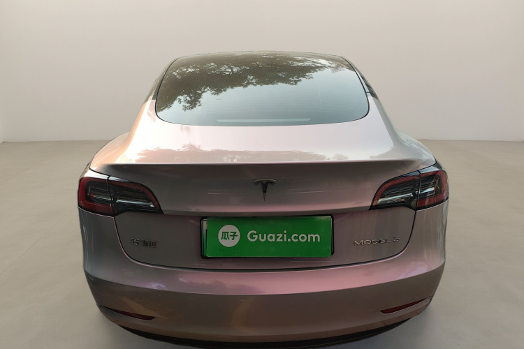 特斯拉 Model 3 2022款 后轮驱动版车身外观6