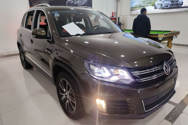 大众 途观 2016款 300TSI 自动四驱豪华版车身外观3