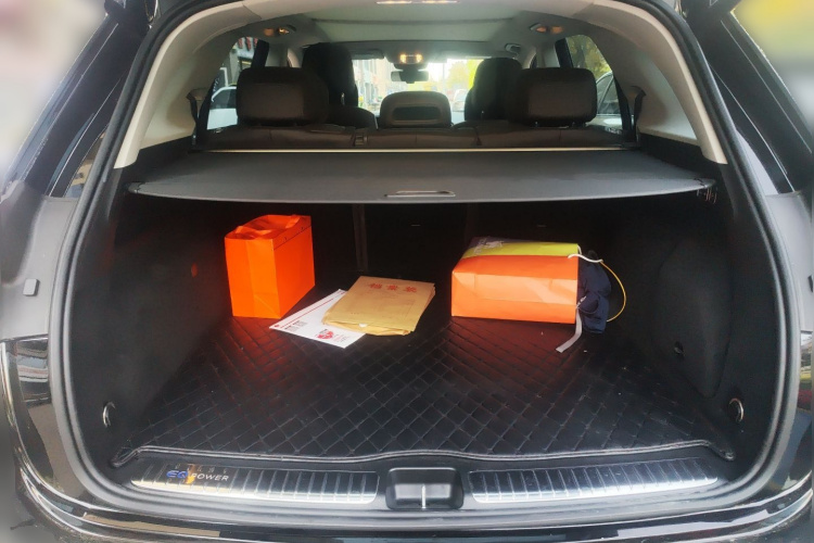 奔驰GLE新能源 2021款 GLE 350 e 4MATIC中控内饰23