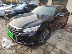 丰田 皇冠 2018款 2.0T 运动版