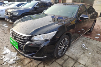 丰田 皇冠 2018款 2.0T 运动版