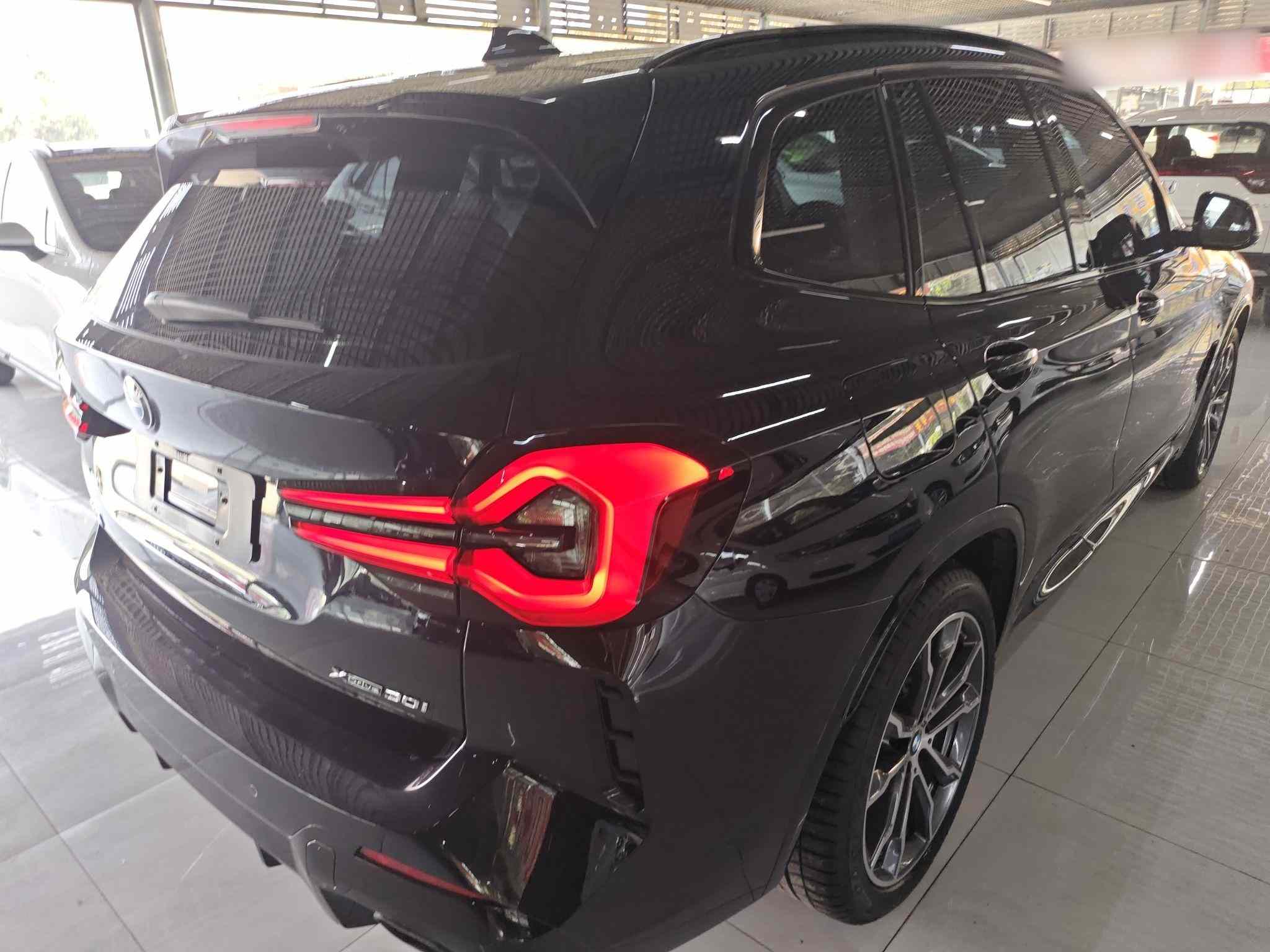 宝马X3 2023款 改款 xDrive30i 领先型 M曜夜套装(5)