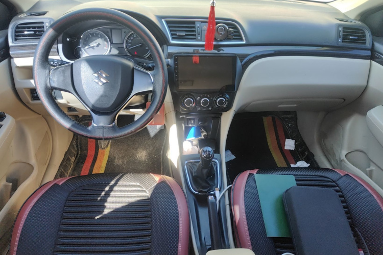 铃木 启悦 2015款 1.6L 手动舒享型中控内饰12