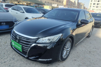 丰田 皇冠 2017款 2.0T 运动版