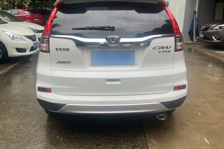 本田CR-V 2015款 2.0L 两驱风尚版车身外观6005