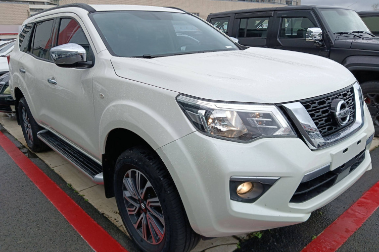 日产 途达 2020款 2.5L XL Upper 4WD 自动四驱豪华版车身外观3