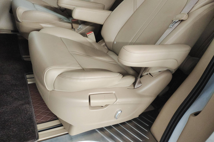 别克GL8 2021款 ES陆尊 653T 尊享型局部细节9005