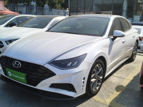 现代 索纳塔 2020款 270TGDi DCT GLS精英版