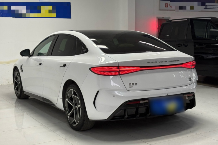 比亚迪 海豹 2022款 700km 长续航后驱版车身外观6003