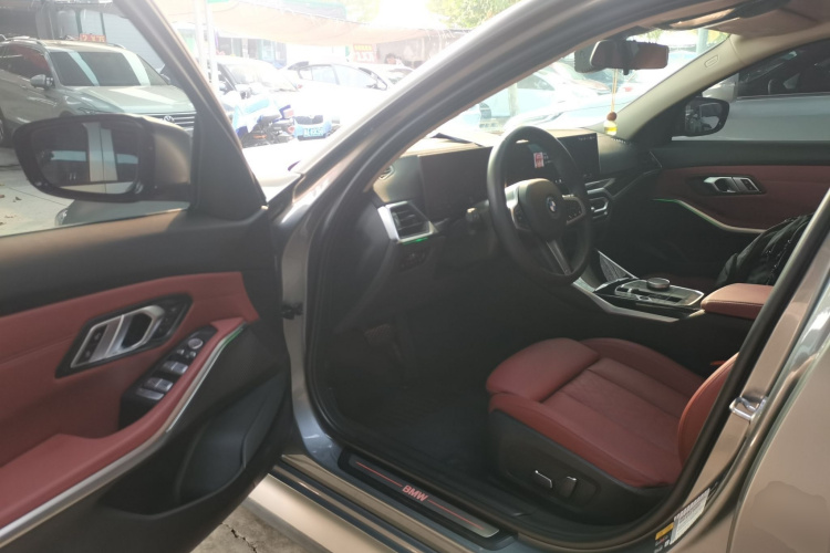 宝马i3 2024款 eDrive 35 L中控内饰7003