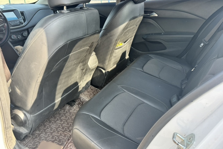 雪佛兰 科沃兹 2019款 320 自动欣悦版中控内饰7001