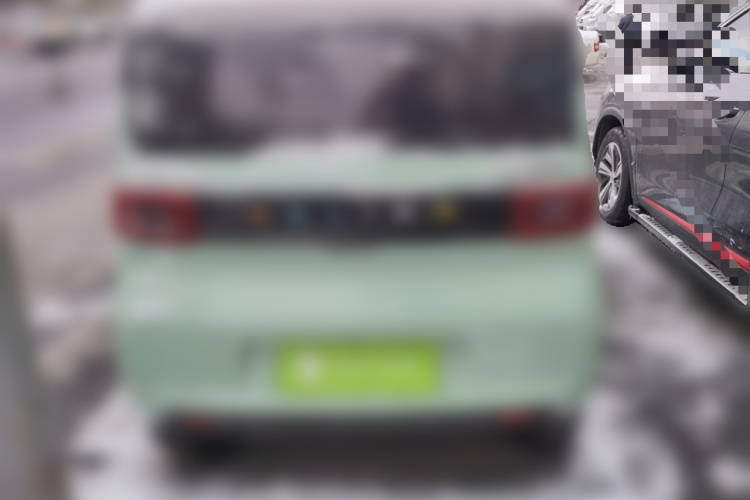 五菱汽车 宏光MINIEV 2021款 马卡龙臻享款 磷酸铁锂车身外观6004