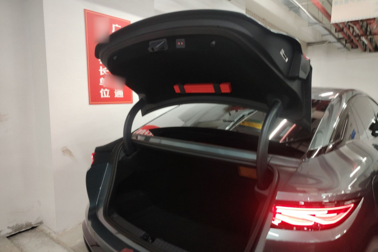 比亚迪 汉L 2025款 DM-p 四驱激光雷达旗舰型局部细节23