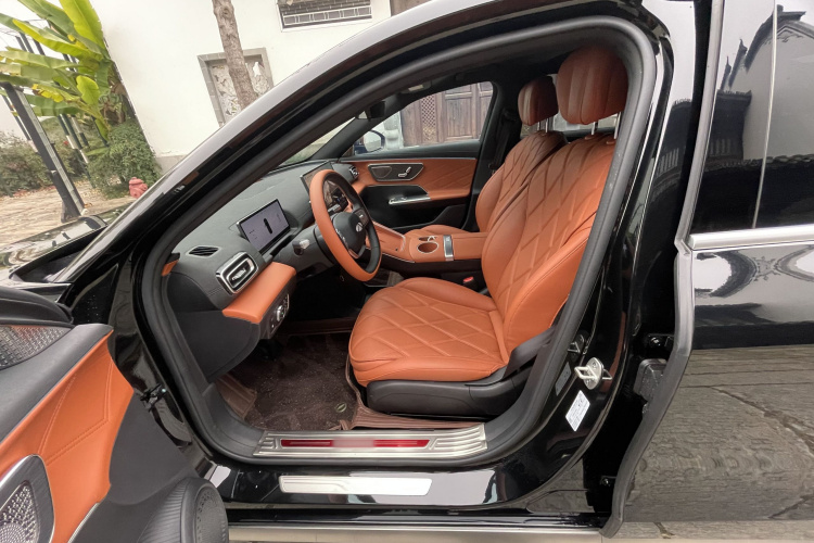 奇瑞风云 风云A9L 2025款 260超长续航豪华版中控内饰7002