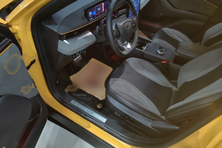 福特电马 2024款 GT风暴版中控内饰7003