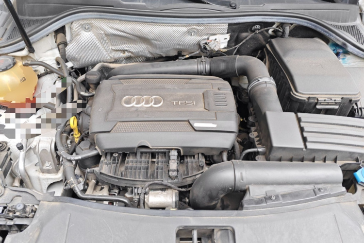 奥迪Q3 2018款 35 TFSI 运动型典藏版局部细节24