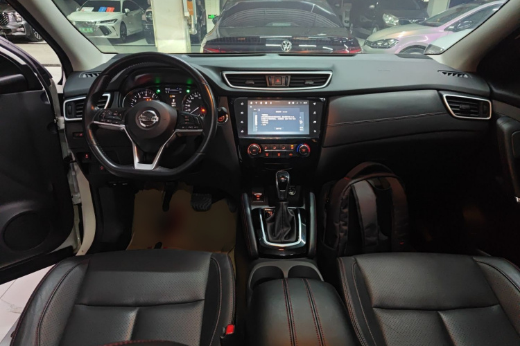 日产 逍客 2021款 2.0L CVT豪华版中控内饰12