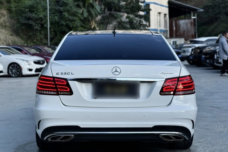 奔驰E级 2015款 E 320 L 运动型车身外观6005