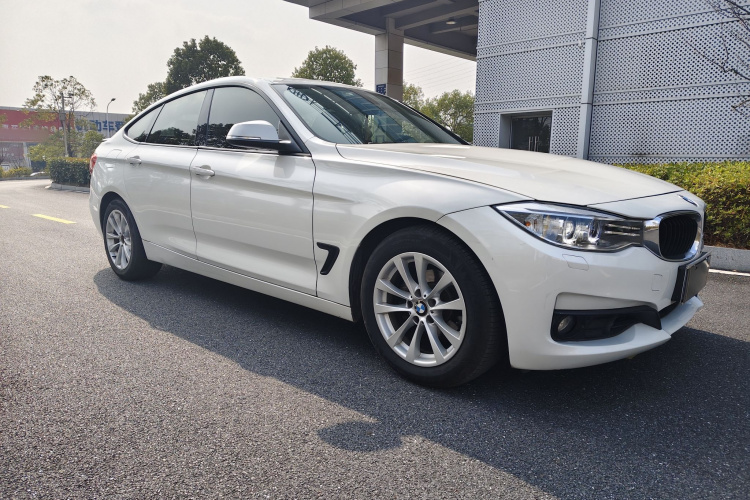 宝马3系GT 2013款 320i 领先型车身外观6002