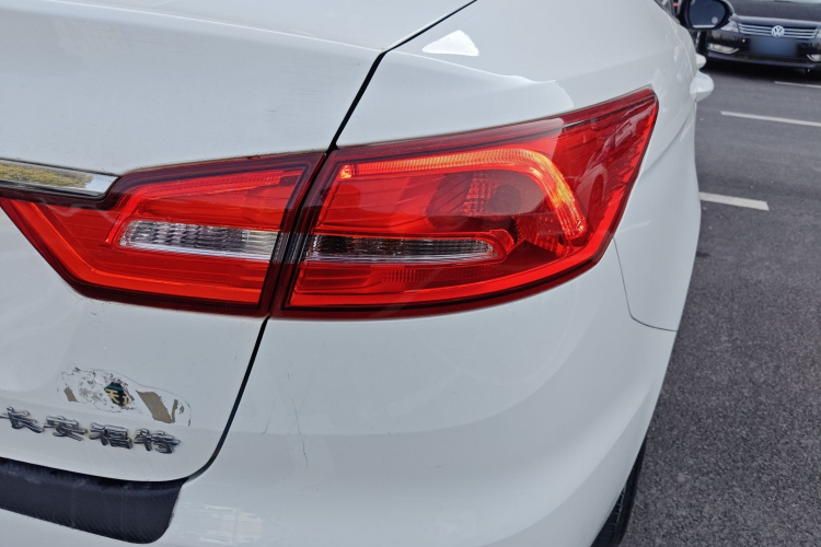 福特 福睿斯 2019款 1.5L 自动悦享型车身外观6006