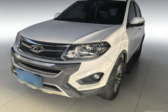 奇瑞 瑞虎5 2015款 2.0L CVT家悦版